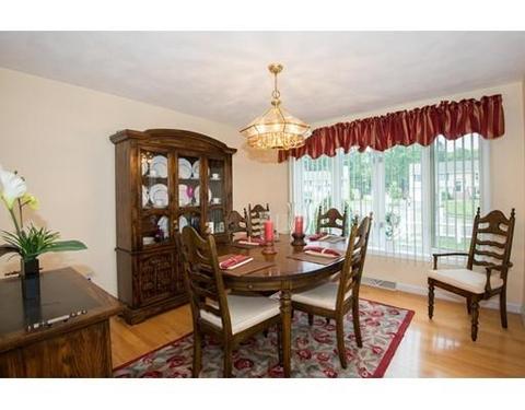 4 Mcdevitt Dr, Woburn, MA 01801 photo 11