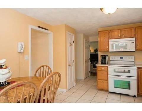 4 Mcdevitt Dr, Woburn, MA 01801 photo 5