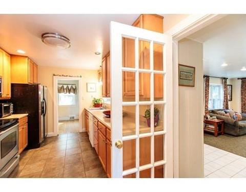 68 Beechwood Rd, Wellesley, MA 02482 photo 10