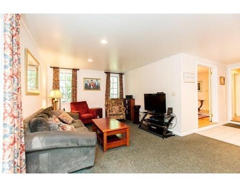 68 Beechwood Rd, Wellesley, MA 02482 photo 11