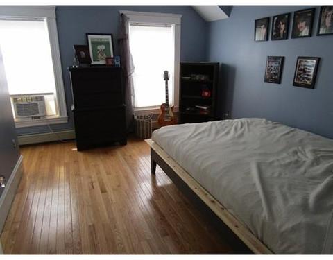 589 Pond St, Woonsocket, RI 02895 photo 14