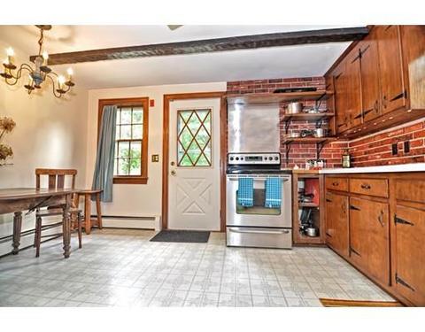 304 Central St, Rowley, MA 01969 photo 4
