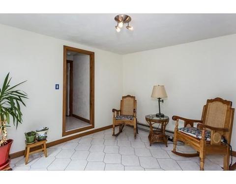 75 Chapin Ter, Springfield, MA 01107 photo 12