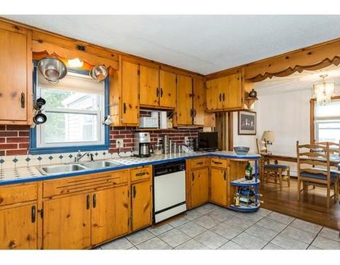 75 Chapin Ter, Springfield, MA 01107 photo 7