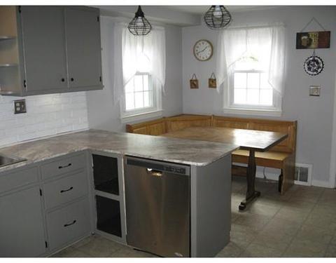 59 Mayflower Rd, Springfield, MA 01118 photo 10