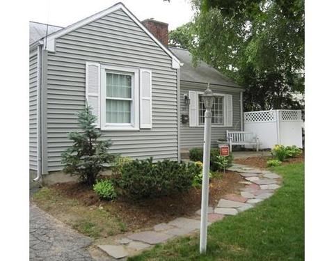 59 Mayflower Rd, Springfield, MA 01118 photo 3