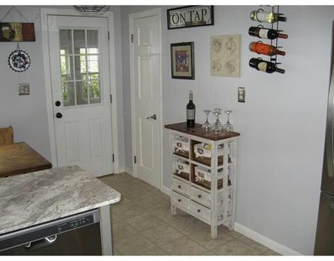 59 Mayflower Rd, Springfield, MA 01118 photo 12