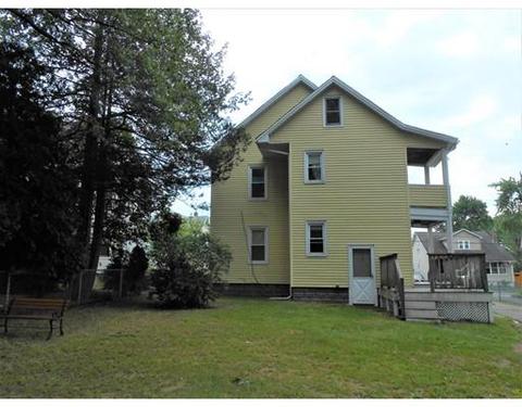 64 Silver St, Springfield, MA 01107 photo 4