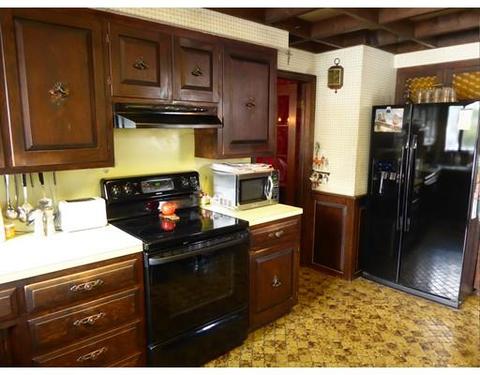 679 Chestnut St, Springfield, MA 01107 photo 20