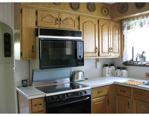 96 Roy St, Chicopee, MA 01013 photo 6