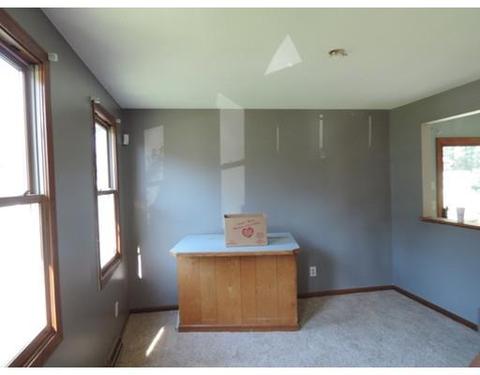 45 Wing St, Springfield, MA 01151 photo 5