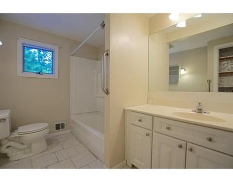 8 Greg Rd, Lynn, MA 01905 photo 13
