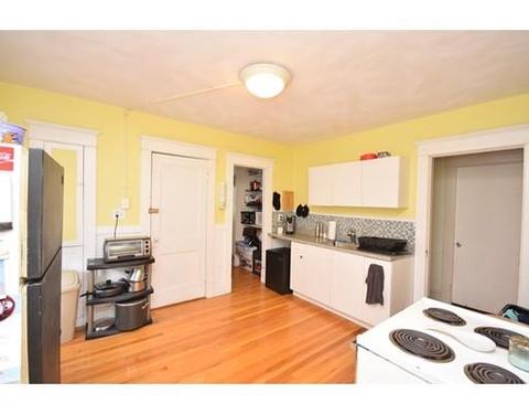62 Gold St, Springfield, MA 01107 photo 15