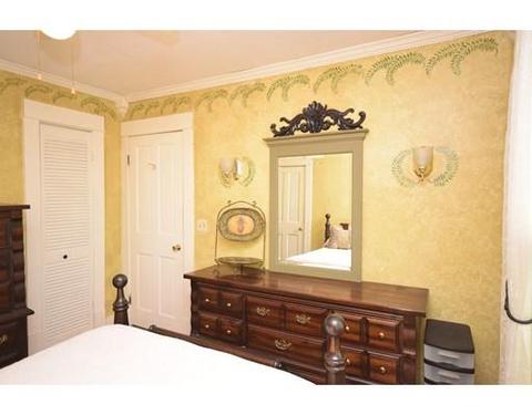 62 Gold St, Springfield, MA 01107 photo 10