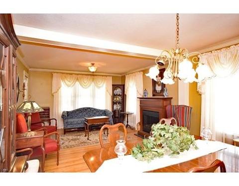 62 Gold St, Springfield, MA 01107 photo 8