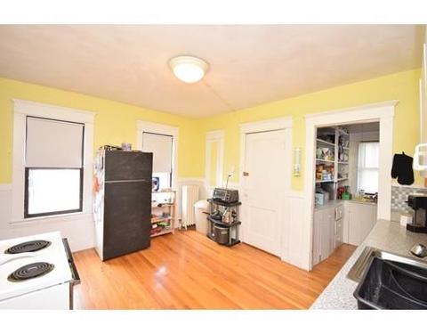 62 Gold St, Springfield, MA 01107 photo 17