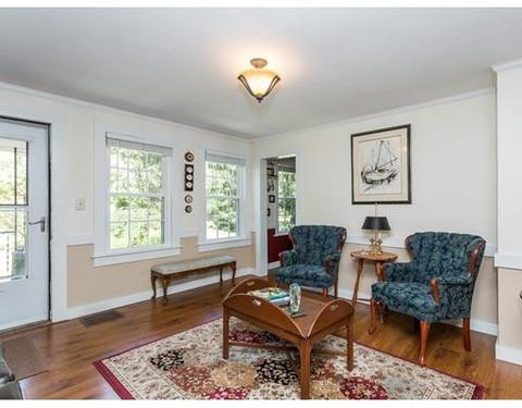 4 Torrey St, Easthampton, MA 01027 photo 9