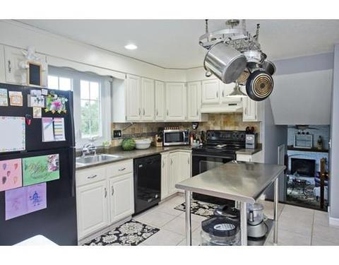 33 Tardy Rd, Chicopee, MA 01020 photo 6