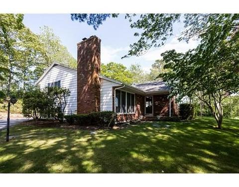 68 Mayflower Ridge Dr, Wareham, MA 02571 photo 2