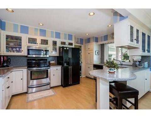 68 Mayflower Ridge Dr, Wareham, MA 02571 photo 6