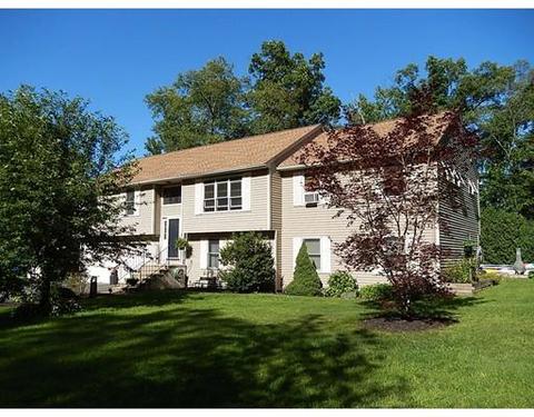 3 Roe Ln, Millbury, MA 01527 photo 2