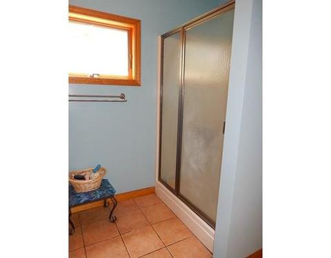 3 Roe Ln, Millbury, MA 01527 photo 17