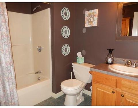 3 Roe Ln, Millbury, MA 01527 photo 23