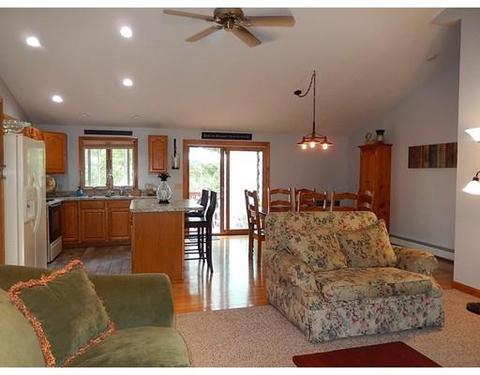 3 Roe Ln, Millbury, MA 01527 photo 11
