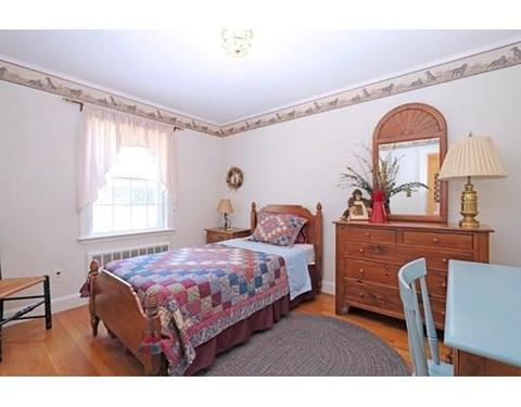 51 Park St, Dedham, MA 02026 photo 18