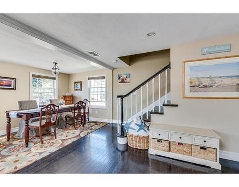 19 E St, Hull, MA 02045 photo 4