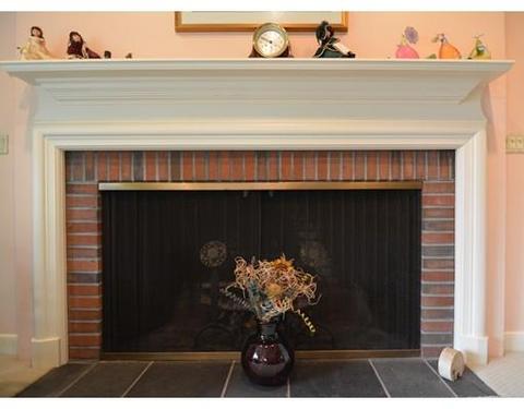 2 Oldham Rd, Arlington, MA 02474 photo 3