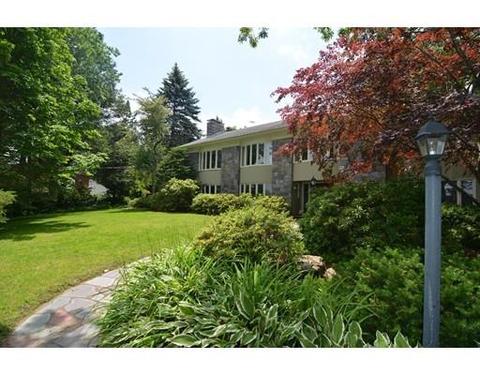 2 Oldham Rd, Arlington, MA 02474 photo 2