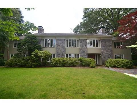 2 Oldham Rd, Arlington, MA 02474 photo 1