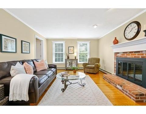 26 Danielle Ln, Mansfield, MA 02048 photo 9