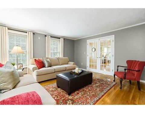 26 Danielle Ln, Mansfield, MA 02048 photo 5