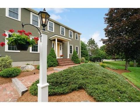 26 Danielle Ln, Mansfield, MA 02048 photo 2