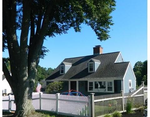 4 Thomas Cir, Marblehead, MA 01945 photo 1