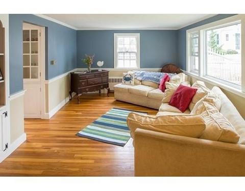 4 Thomas Cir, Marblehead, MA 01945 photo 3