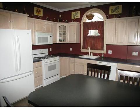 377 Middle, Fall River, MA 02724 photo 5