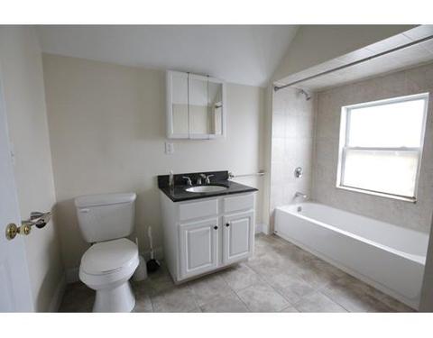 377 Middle, Fall River, MA 02724 photo 14