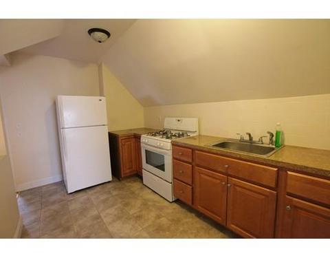377 Middle, Fall River, MA 02724 photo 16