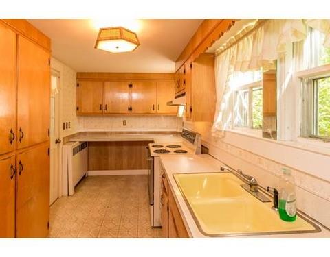 11 Chapel St, Ashburnham, MA 01430 photo 2
