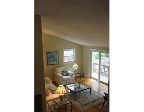 11 Champlain Dr, Hudson, MA 01749 photo 5