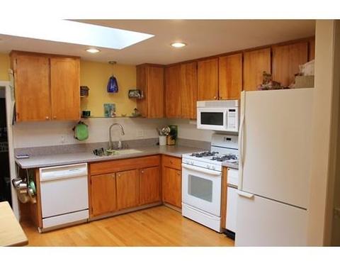 11 Champlain Dr, Hudson, MA 01749 photo 6