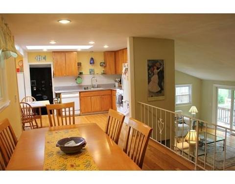 11 Champlain Dr, Hudson, MA 01749 photo 1