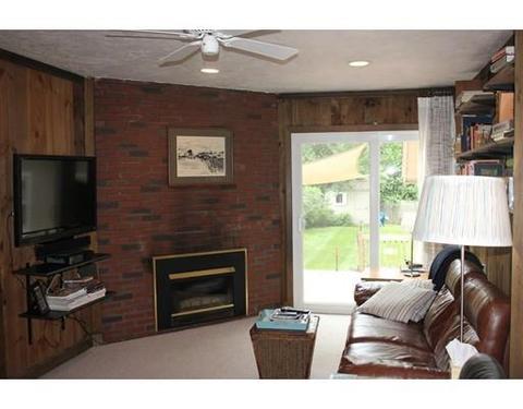 11 Champlain Dr, Hudson, MA 01749 photo 9