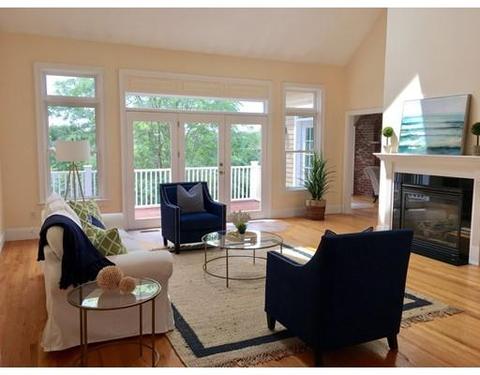 32 Canterbury St, Hingham, MA 02043 photo 5