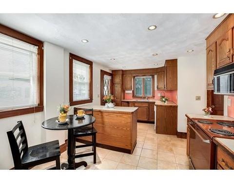2 Cedar Pl, Wakefield, MA 01880 photo 8