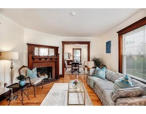 2 Cedar Pl, Wakefield, MA 01880 photo 5