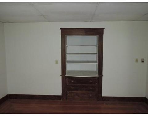 21 Sylvan St, Springfield, MA 01108 photo 8